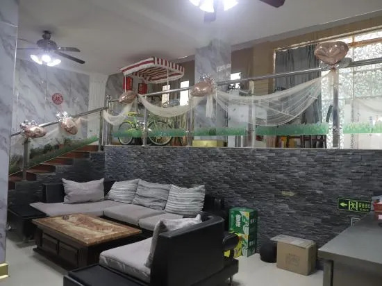 Wuwei Legend Holiday Hotel