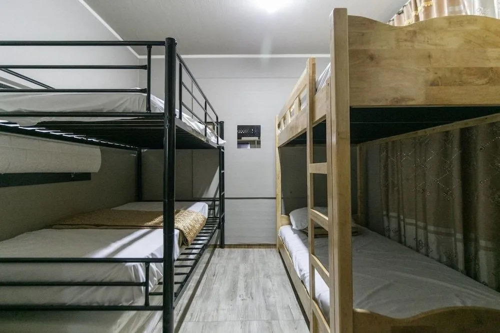The Healing Guesthouse - Hostel