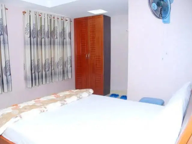 Tan Hoang Yen Phan Van Tri Hotel
