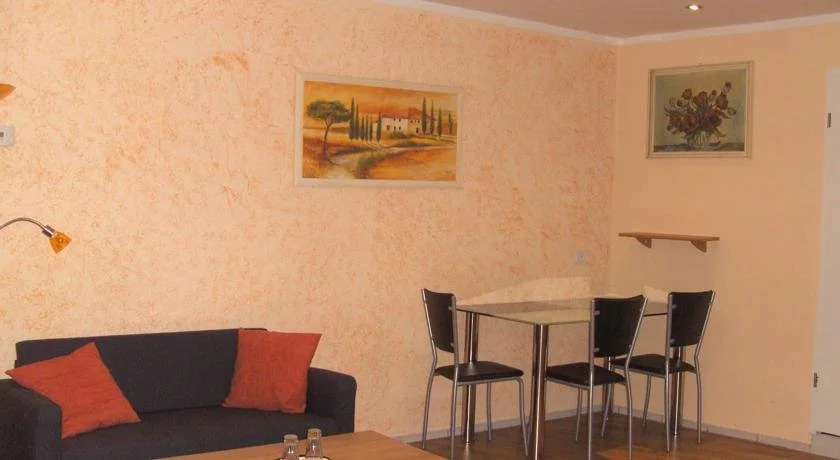 Gasthaus Hotel-Pension Tannengrün und Partnerhäuser