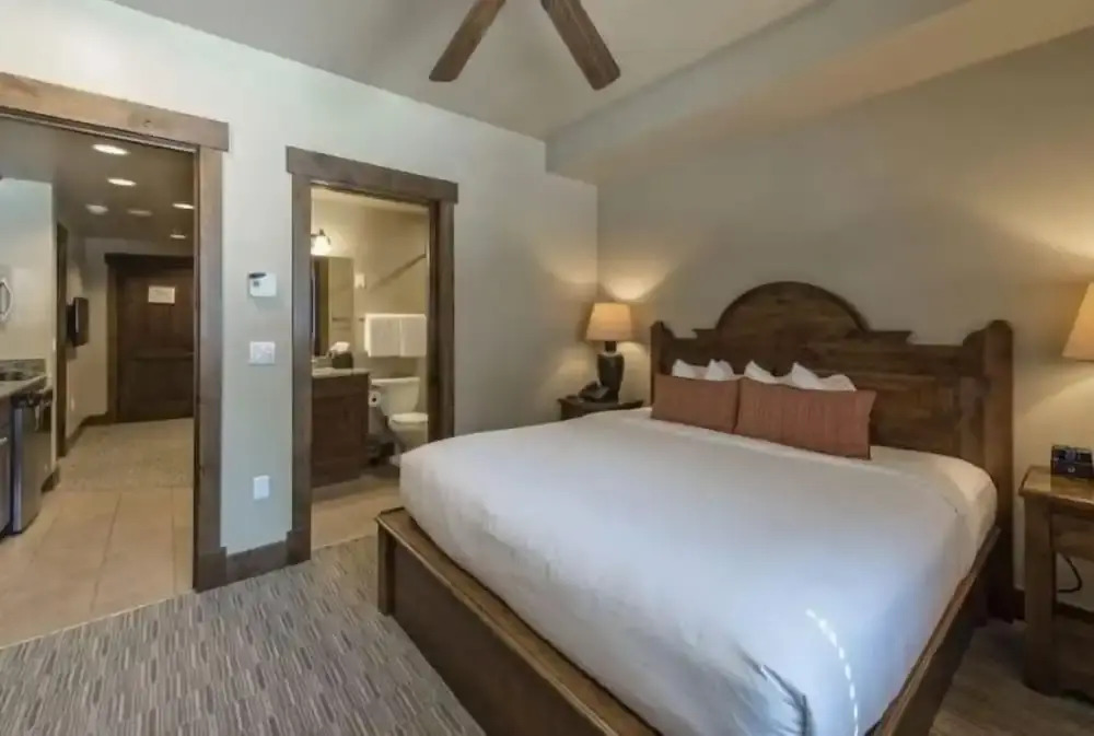 Breck_grandlodge_peak7_2bd