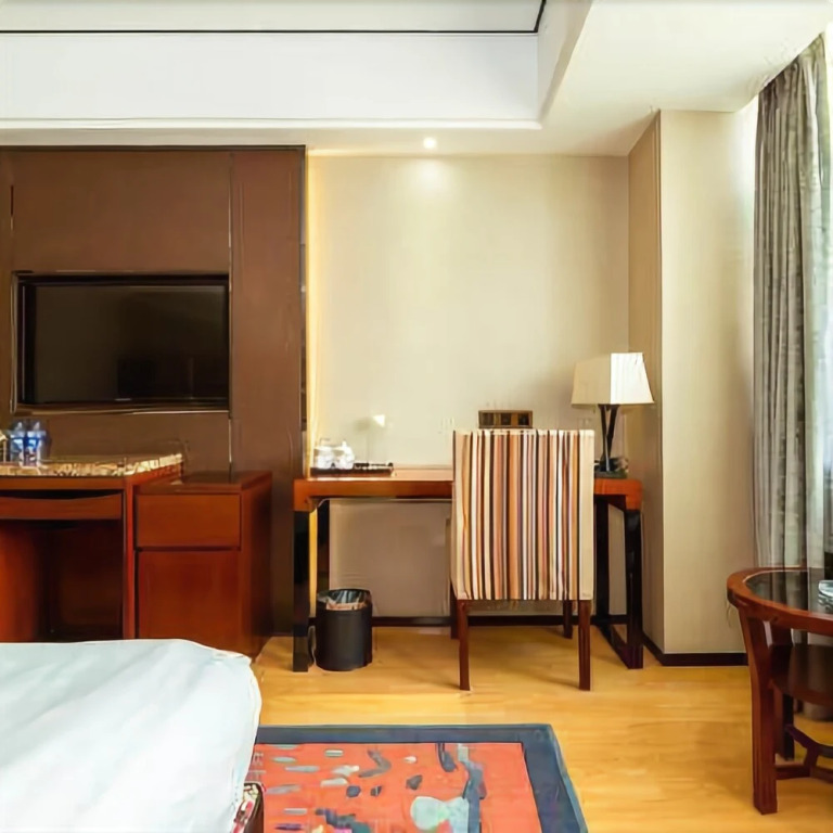 Jun Du Holiday Hotel (Changshan Lugu Meixi Lake)