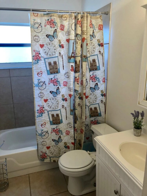 Four Bedroom Pool Home - 1513 IOT - Vusa