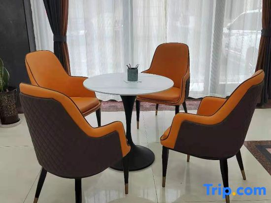Yongdeng Jinyuan Grand Hotel