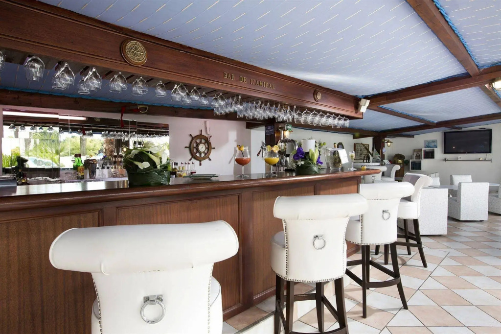 Hôtel La Villa Juan Beach