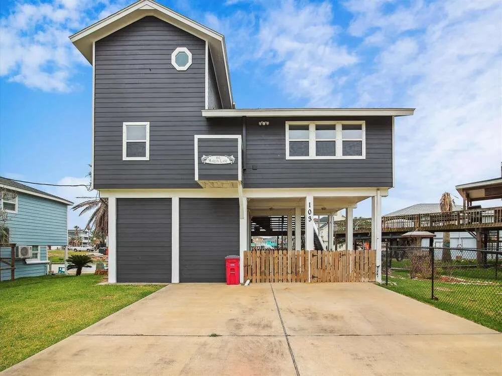 Blue Fin by Ryson Vacation Rentals
