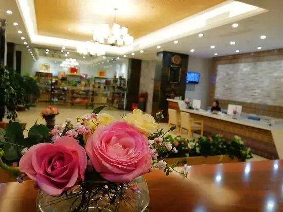 Sanyuesan Theme Hotel