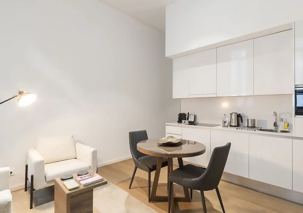 Catarina Serviced Apartments by HostWise