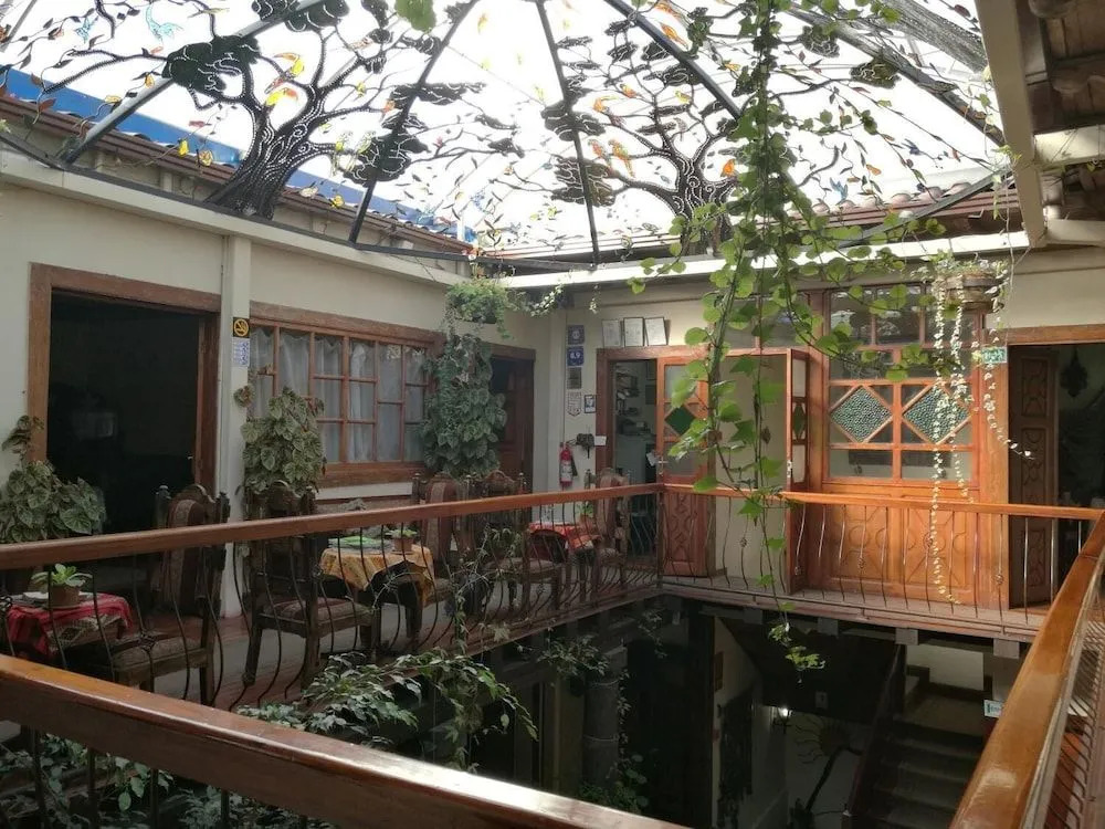 Hotel Cantuña