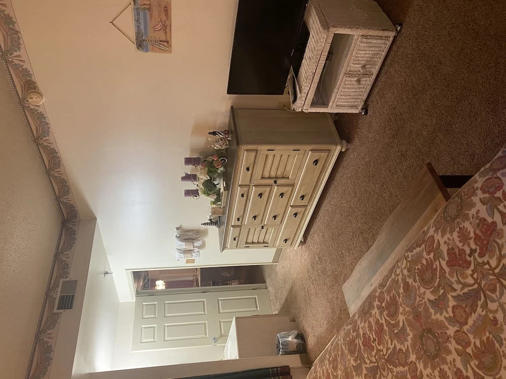 River Place #24 - 3 Br Condo