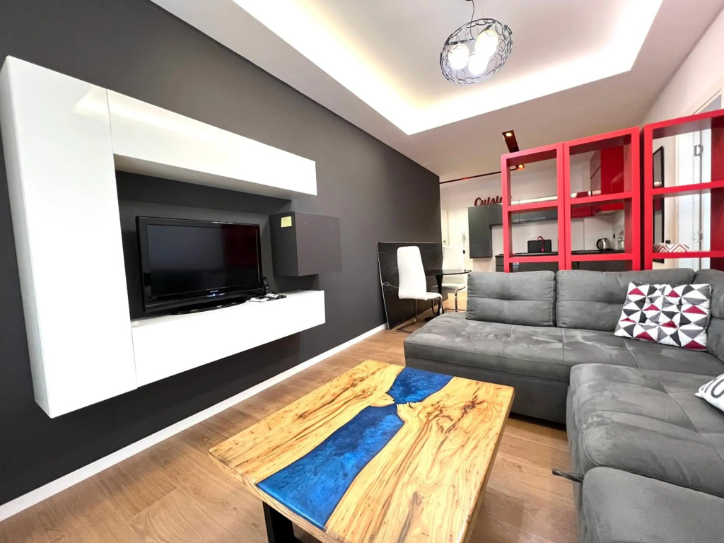 Lovely 1 Bedroom & 1 living room in Tirana Center.