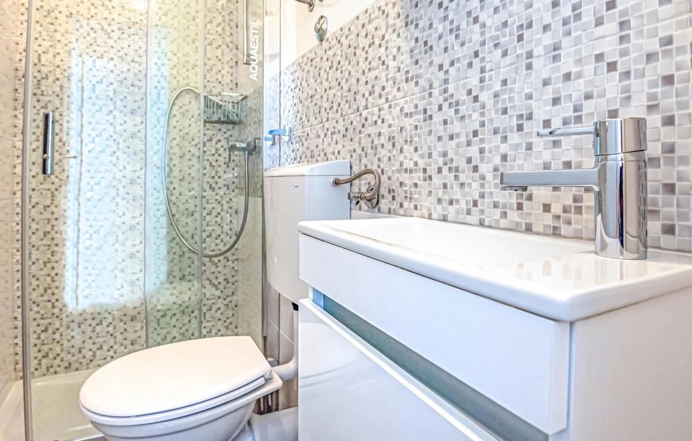 Beautiful Apartment in Rogoznica With Wifi and 1 Bedrooms