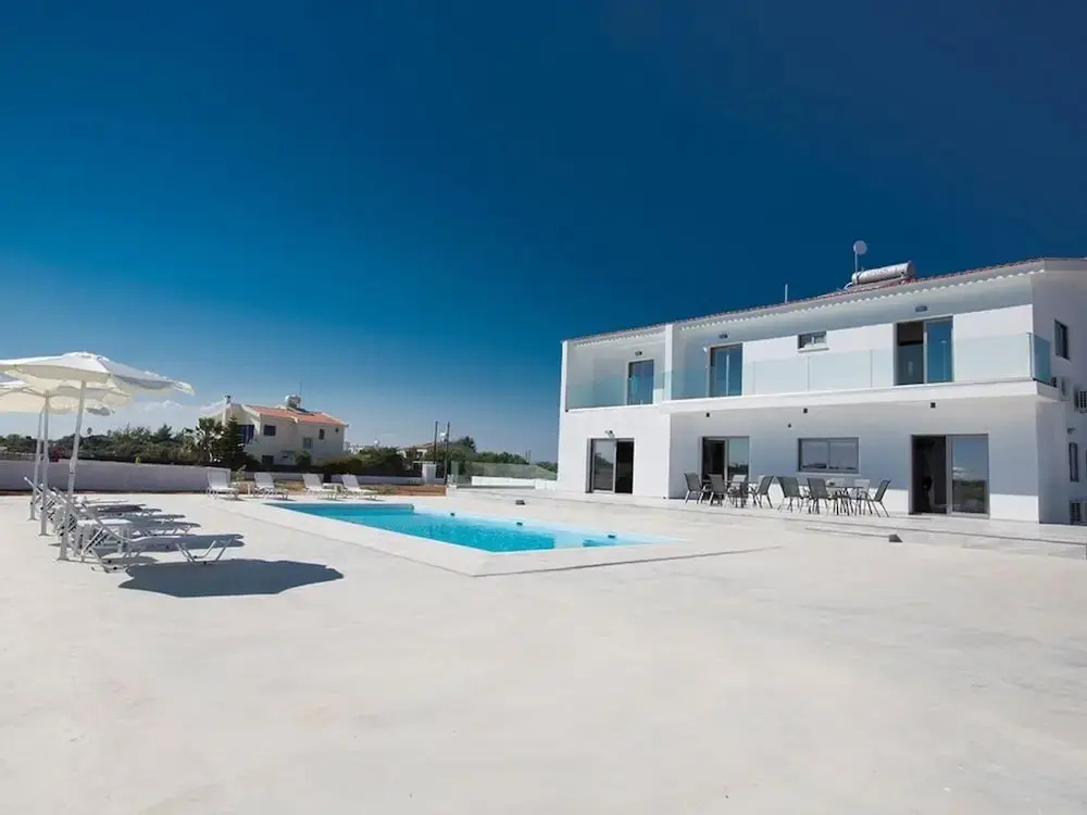 Villa Sienna AQ Ga98