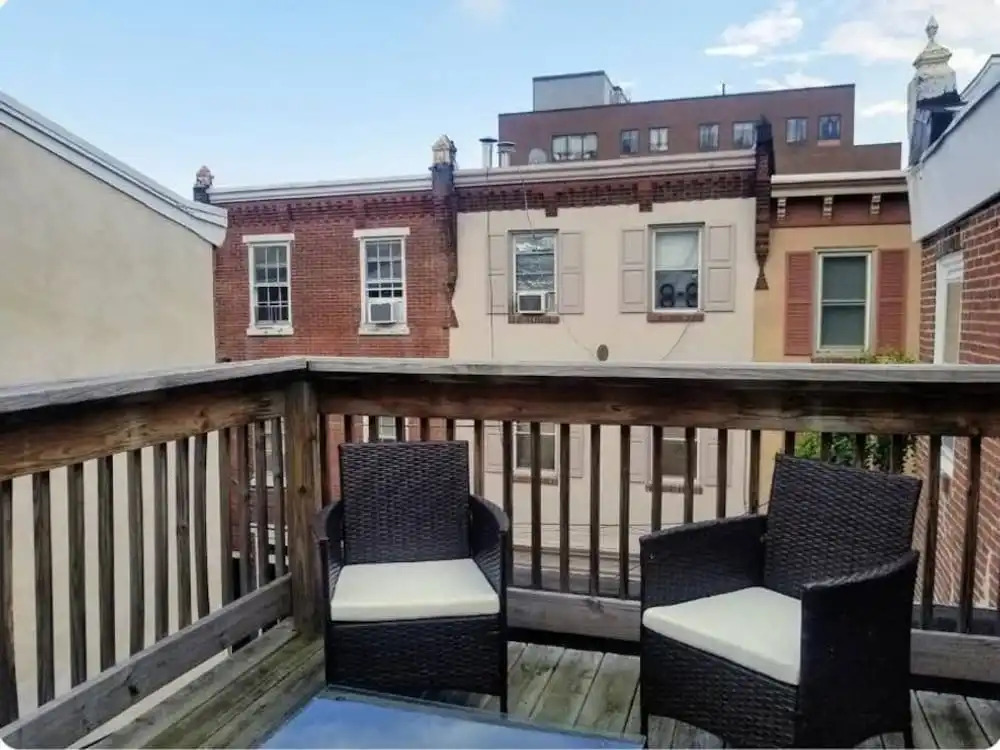 523 S 18th