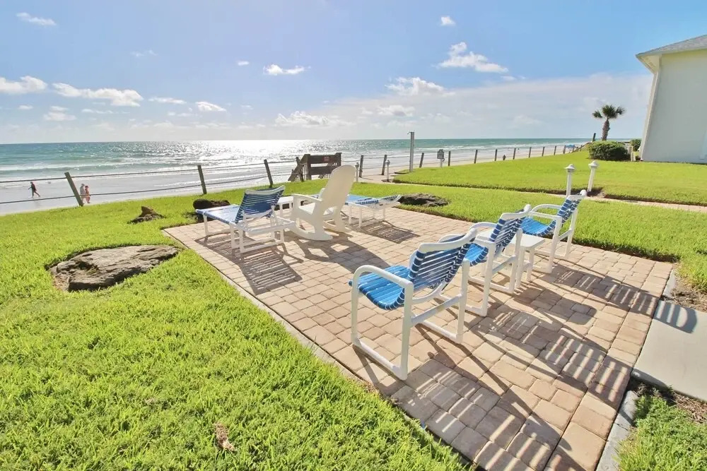 Colony Beach Club 139
