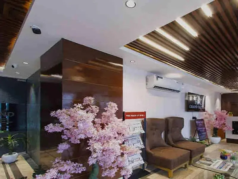 HR Grand Hotel