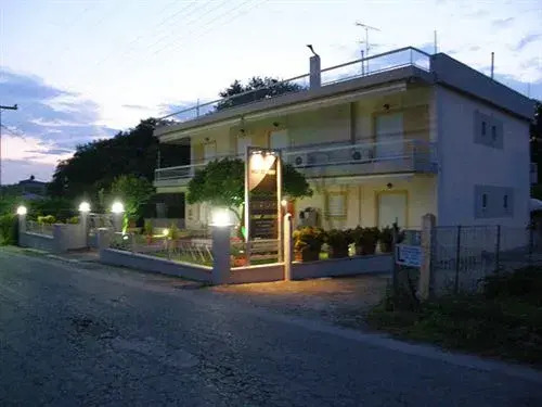 Hotel Aki