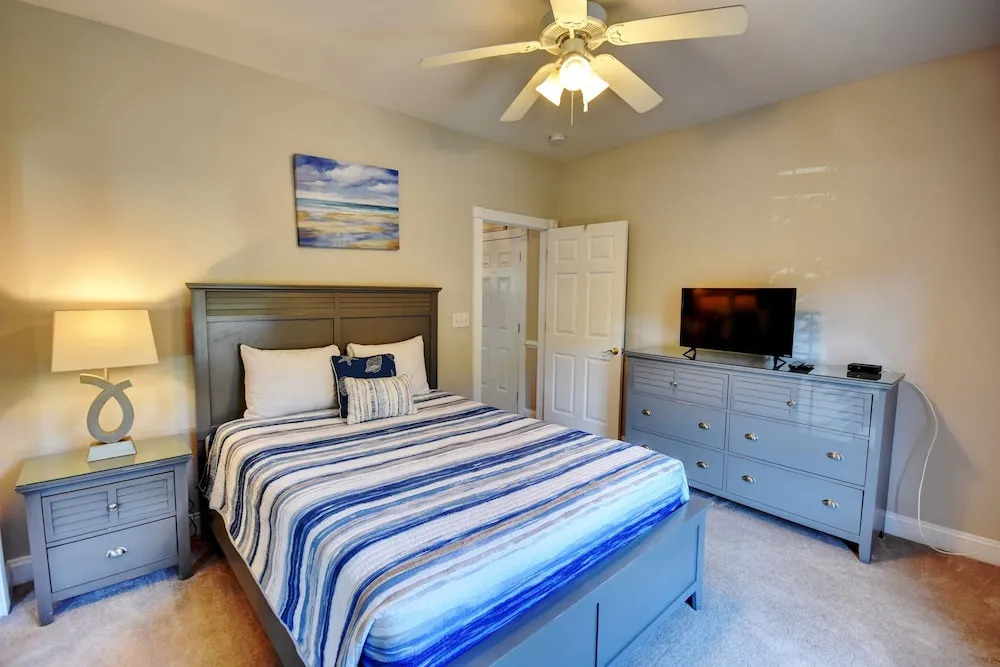 4851 Luster Leaf Cir Unit 101, Magnolia Pointe 3 Bedroom Condo by RedAwning