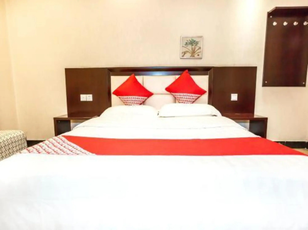 Aiweike Hotel(Kunming Mingquan Branch)