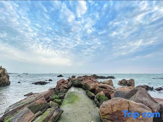 Rongcheng Shi Island Hotel (Shi Island Renjia Scenic Area)
