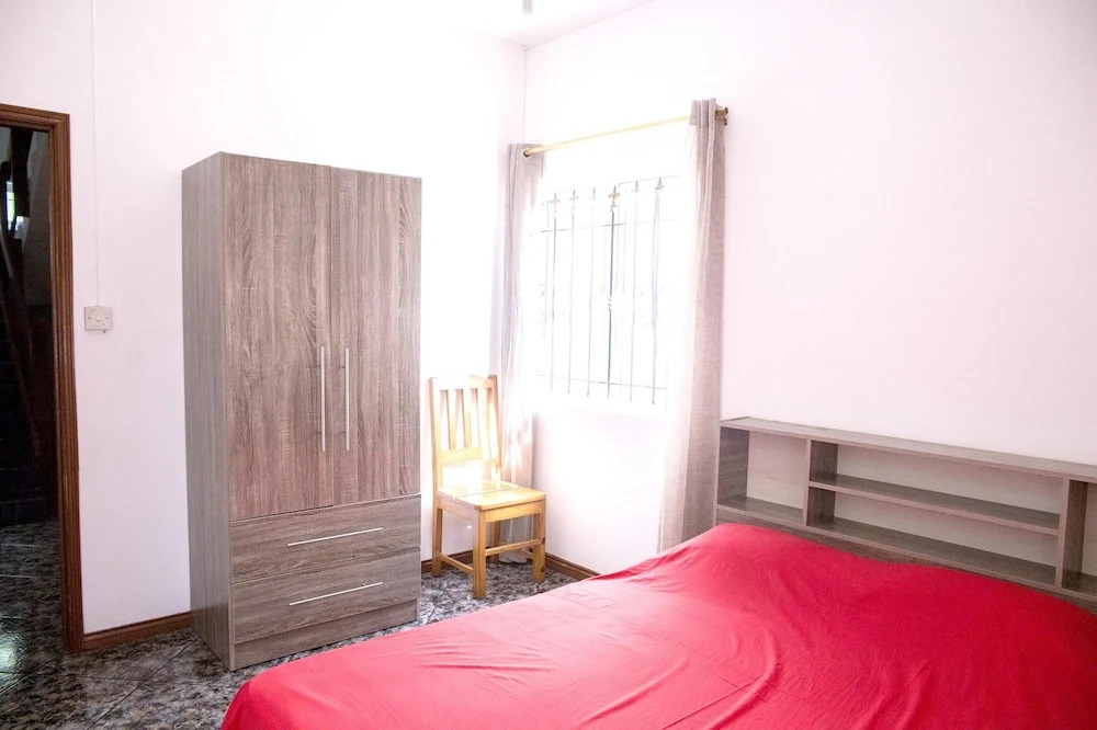 House With 3 Bedrooms in Flic en Flac, With Shared Pool, Enclosed Garden and Wifi