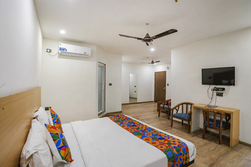 Fabhotel F9 Sector 58