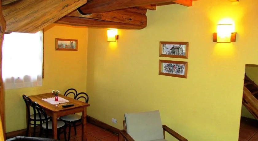 Alto Rolando Apartamentos