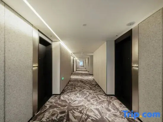 RIHA intl Hotel