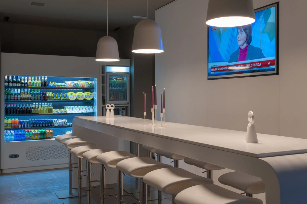 8Piuhotel