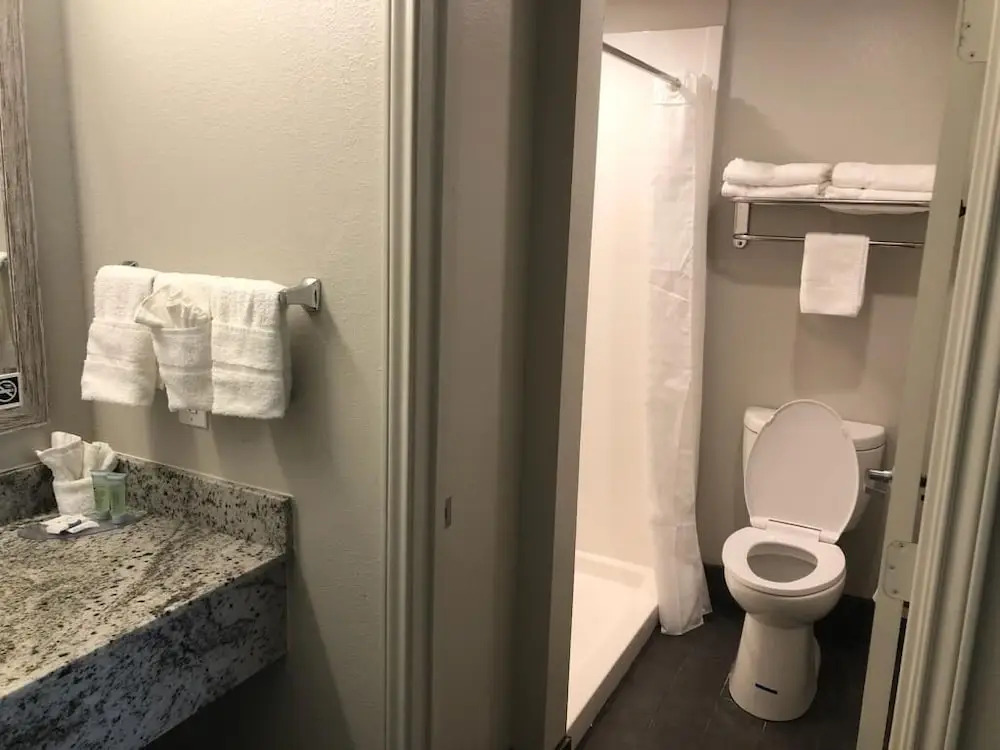 Pearl Inn