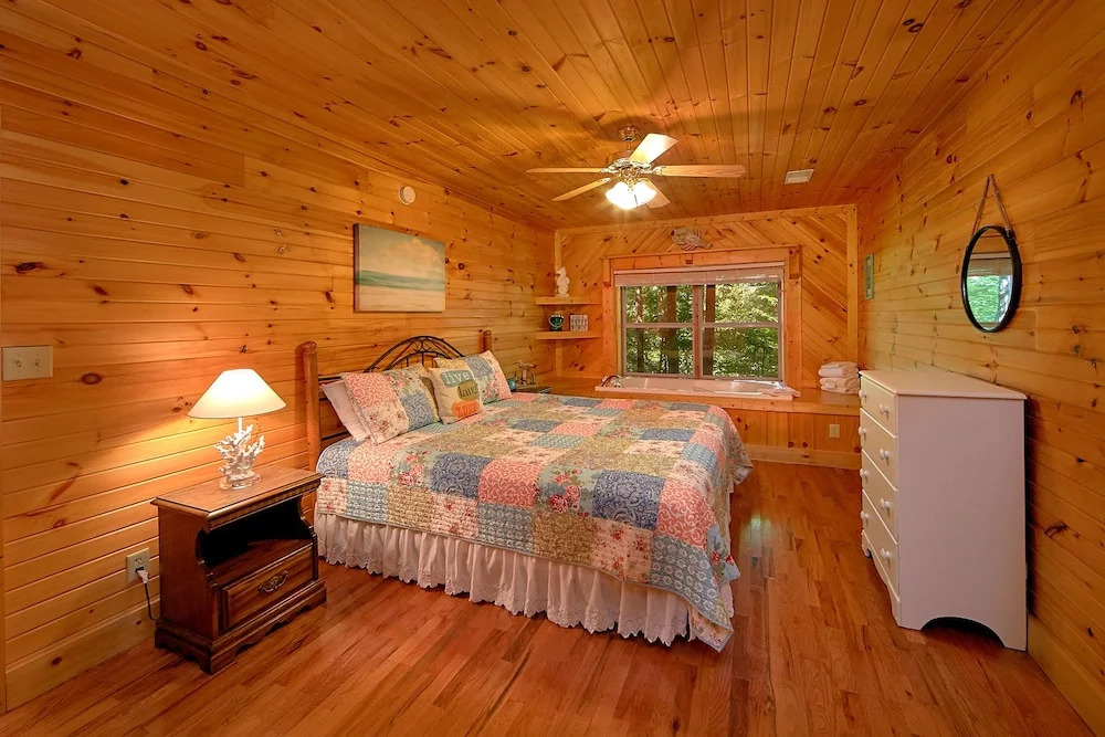 Suite Harmony 243 - Two Bedroom Cabin