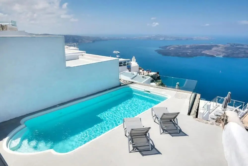 DIAMOND on the cliff Hotel &Suites