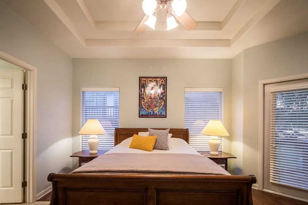 Serenity Shores House 3 Bedrooms 2.5 Bathrooms Home