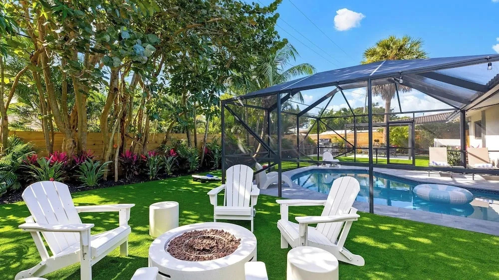 Soleil Oasis by Avantstay Screened Pool + Outdoor Lounge + Firepit Near the Beach