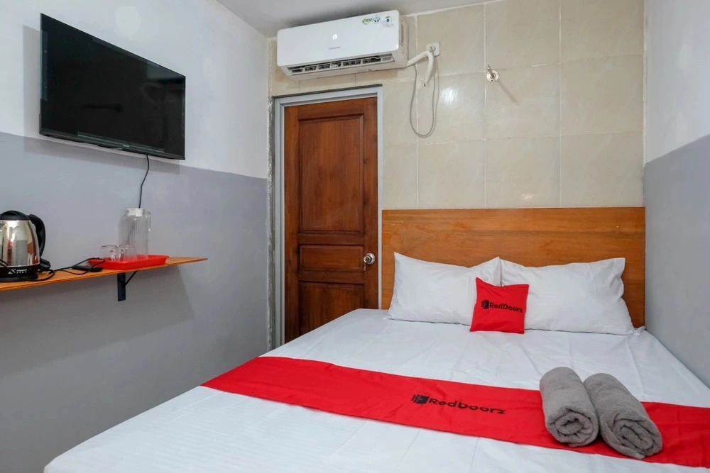 RedDoorz at Pucang Anom Timur Surabaya