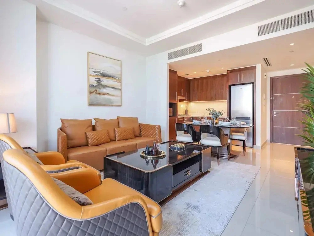 Luxurious & Stylish Apartments Across Dubai Mall - Burj Khalifa - City Views