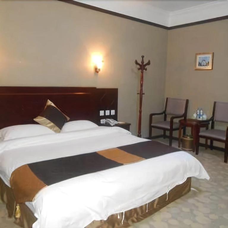 Kunming Shengtai Hotel