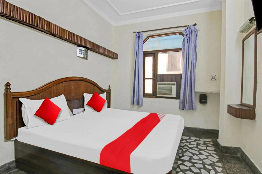 Flagship 70147 Hotel Br International