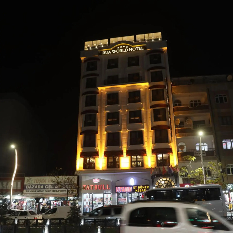 RUA WORLD HOTEL