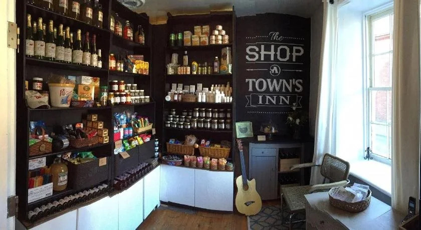 Town's Inn