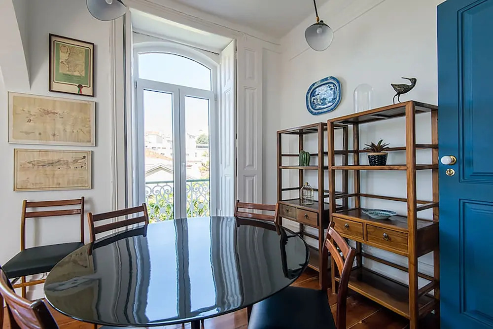 Renovated Charming Apartment with view in Santos
