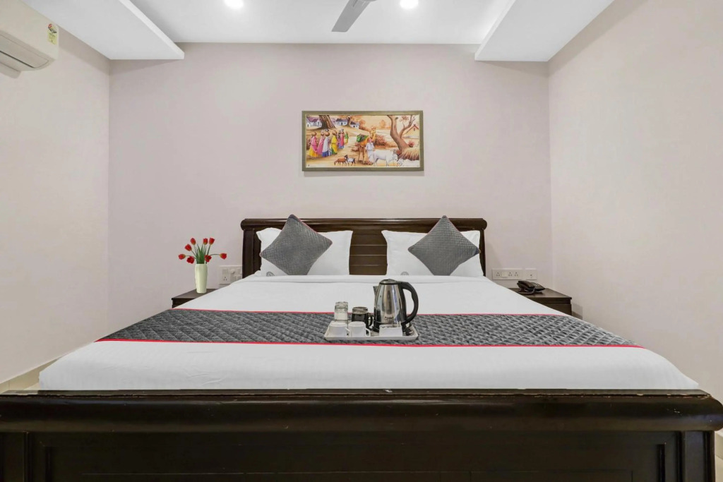 Super Townhouse RCC Park View Inn