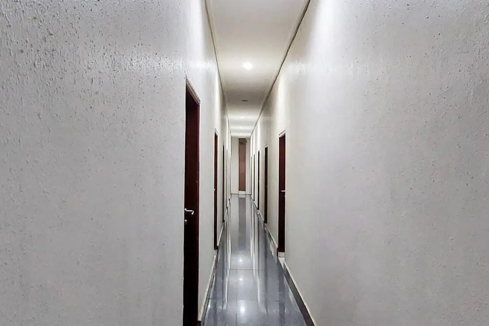 Ni Hotel Syariah Bandara Soekarno Hatta Mitra RedDoorz
