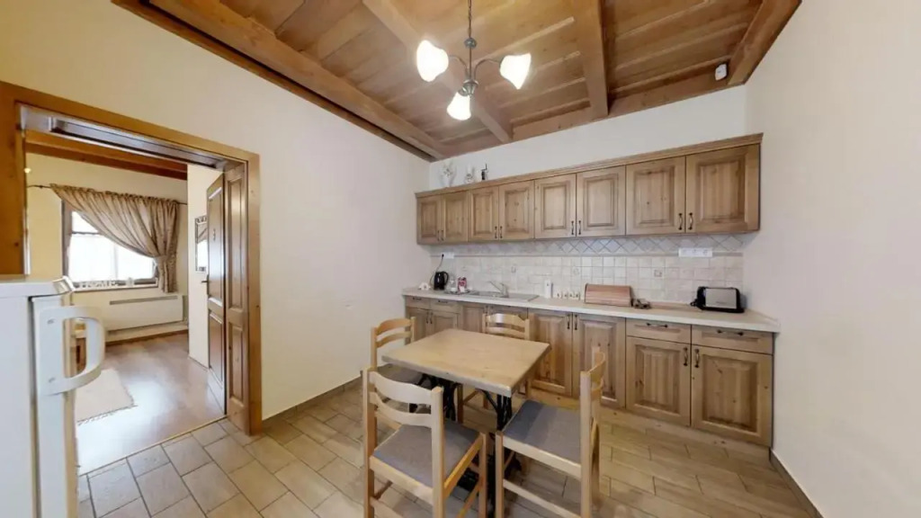 Tóth Vendégház és Apartmanház Újfehértó