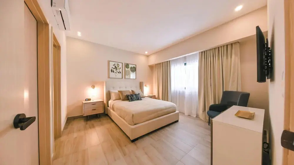Flat in Regatta II With Breakfast Included 304