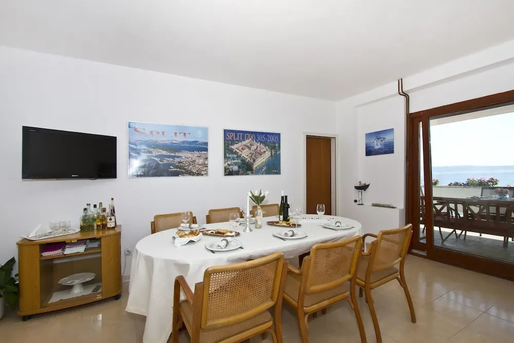 Apartment Topic near the beach