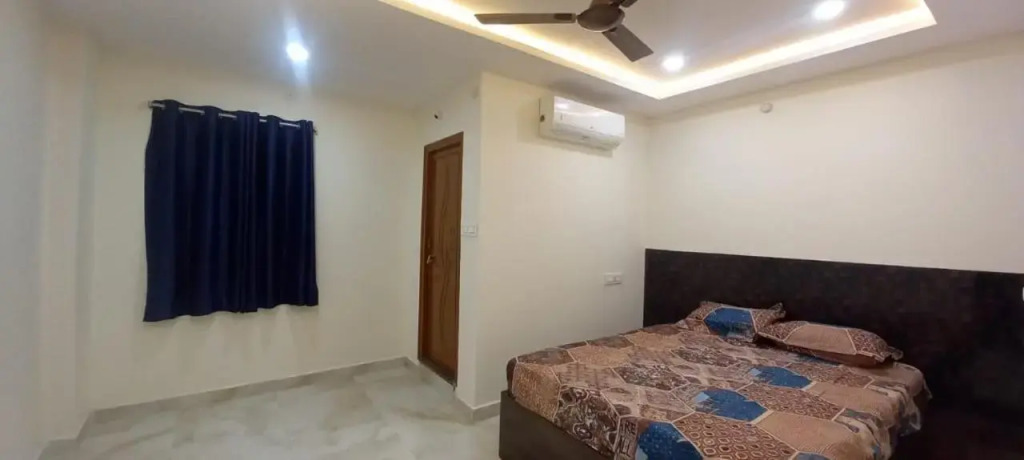 iROOMZ Hotel Apoorva