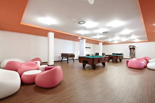 Young Generation Resort Buchegg