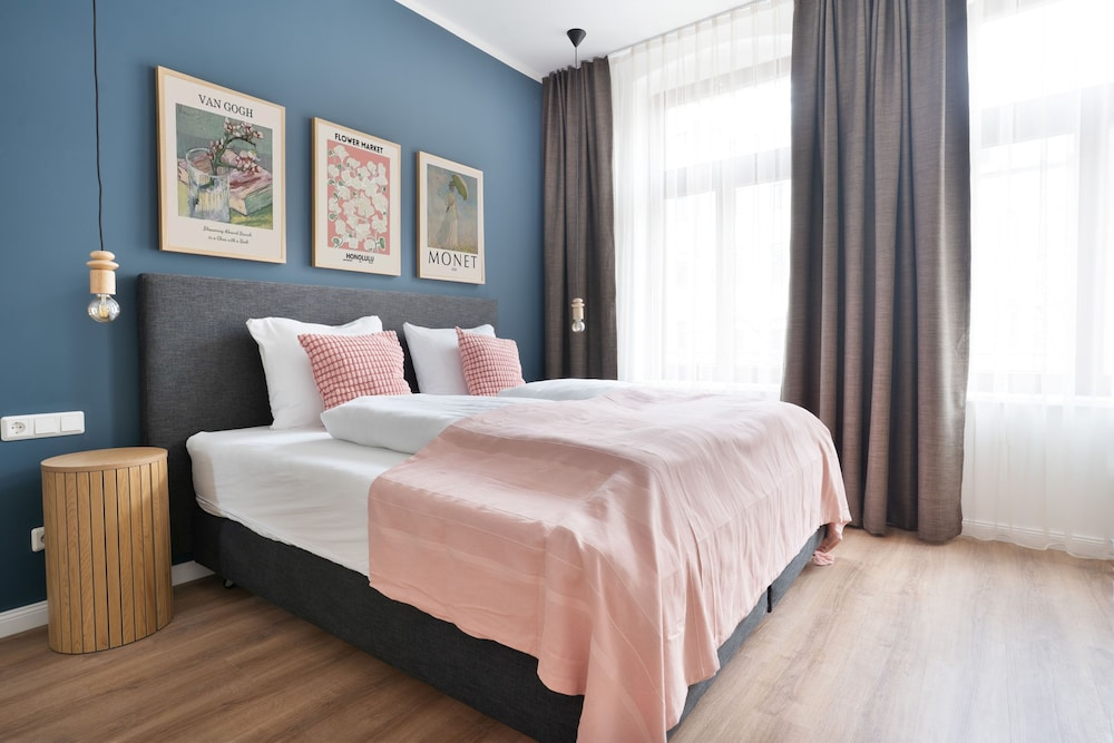 Premium Apartments I home2share