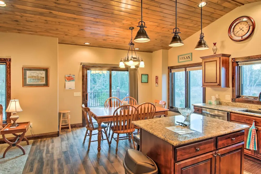 Black Hills Getaway w/ Deck - Near Hiking Trails!